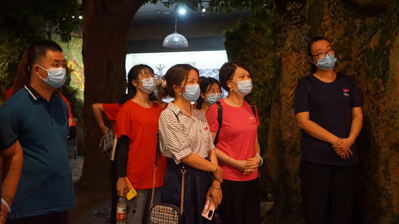 a19b6cb34e7c45ed995371440122ab27.png 三下乡44.png