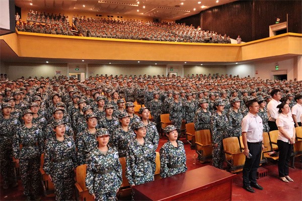 a8fb212c9de94790a54773bb5858648b.jpg 2.jpg