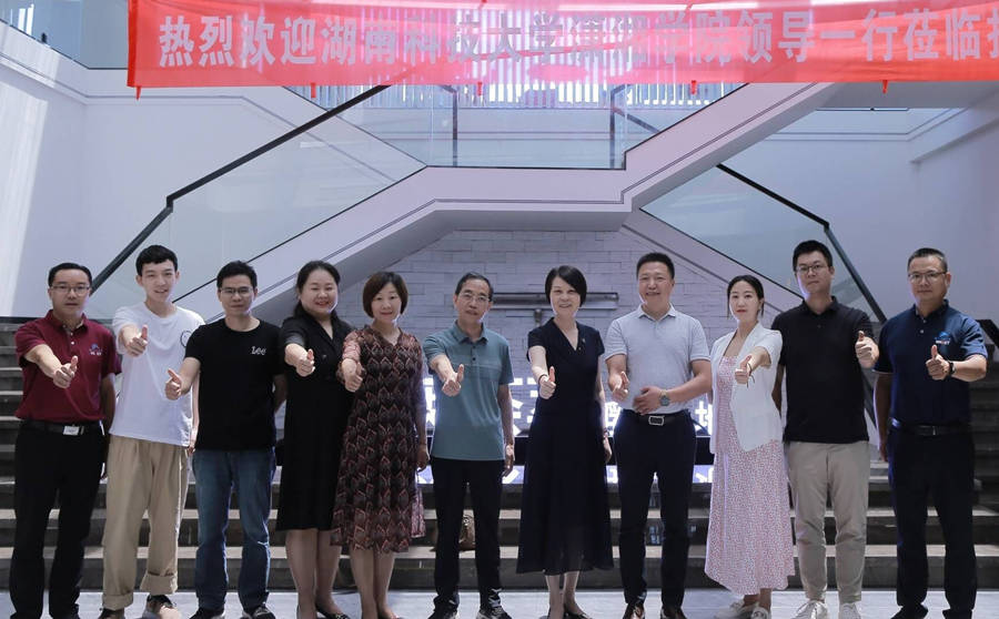 1c7e10ccf8754cba88a3e5baffc3baec.png 图片4.png